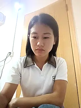 Snapshot of luy-xinh02 chatting on 09-22-25, 10:06 luy-xinh02 online show from 09-22-25, 10:06