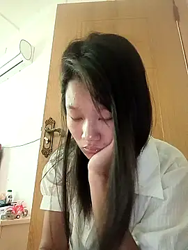 Snapshot of luy-xinh02 chatting on 09-28-25, 07:03 luy-xinh02 online show from 09-28-25, 07:03