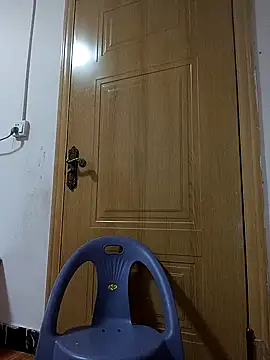 Snapshot of luy-xinh02 chatting on 11-08-25, 01:44 luy-xinh02 online show from 11-08-25, 01:44