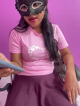 Snapshot of hottylizaa chatting on 10-24-25, 03:58 hottylizaa online show from 10-24-25, 03:58