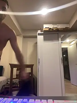 Sovaisback online show from 12-22-25, 02:30