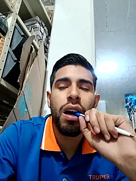 Snapshot of Waver857 chatting on 10-09-25, 12:30 Waver857 online show from 10-09-25, 12:30