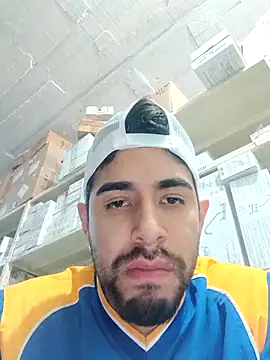 Snapshot of Waver857 chatting on 11-06-25, 12:00 Waver857 online show from 11-06-25, 12:00