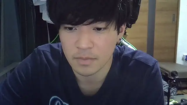 aokunvvv online show from 09-15-25, 02:39