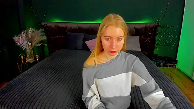 Alina Blonde online show from 10-09-25, 05:38