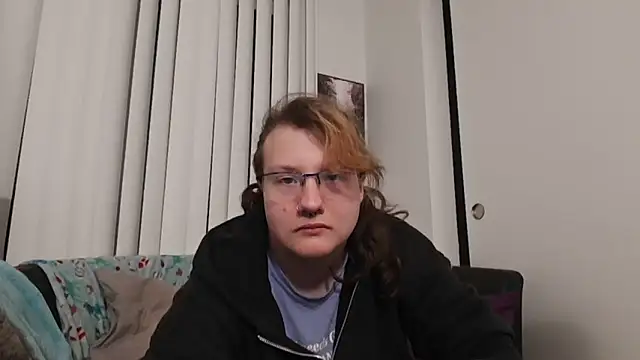 tbutchrat online show from 10-05-25, 06:12