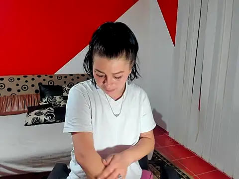 Soffy Skye online show from 11-09-25, 03:49