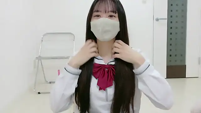  Mia land  online show from 11-24-25, 01:11