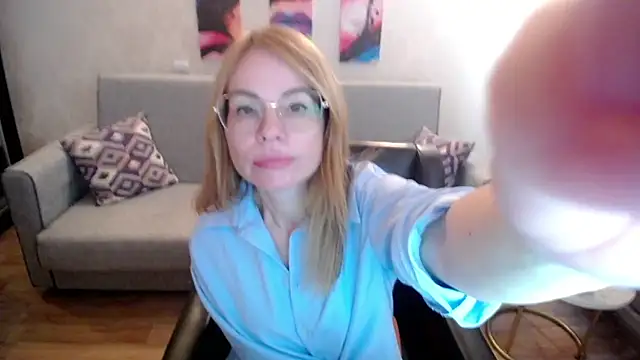 shy hot cat online show from 09-16-25, 08:15
