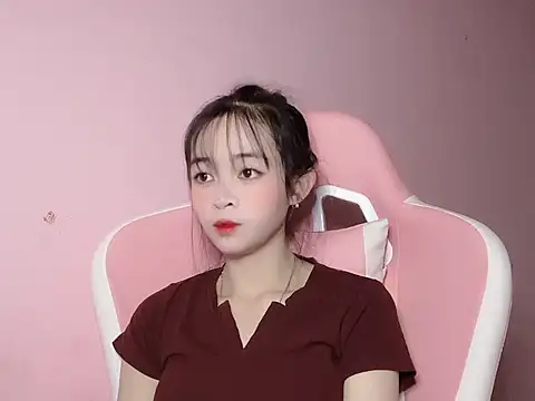 Snapshot of Suna7383 chatting on 11-05-25, 03:12 Suna7383 online show from 11-05-25, 03:12