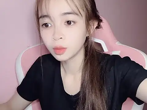 Suna7383 online show from 12-18-25, 08:26