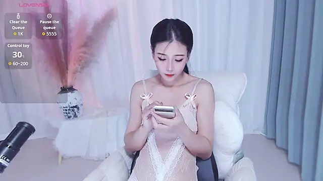 Qiyue99 online show from 09-19-25, 12:02