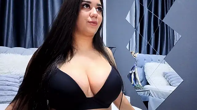 Snapshot of Allison_Karter chatting on 10-30-25, 12:17 Allison Karter online show from 10-30-25, 12:17