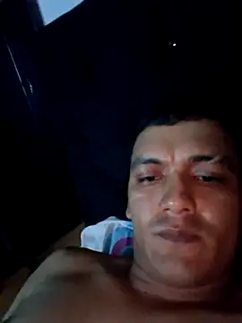 Chloe y Dante online show from 11-24-25, 04:56