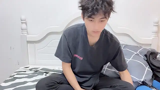 yangyang-2563 online show from 09-28-25, 07:14
