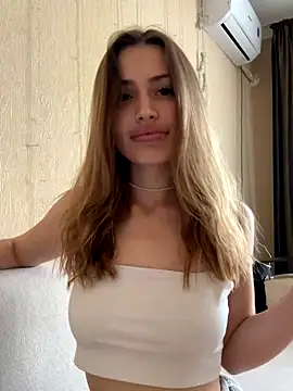 Elizabeth Tay online show from 11-10-25, 10:14