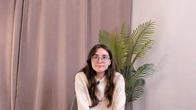 CareyHajdas online show from 09-18-25, 01:35