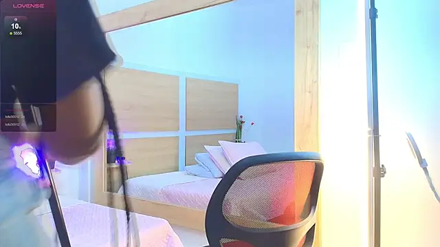 ValeryCortezm online show from 11-02-25, 01:52