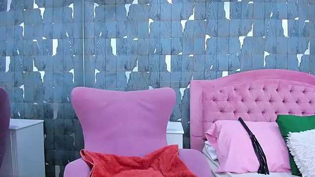 EvelynBun online show from 11-26-25, 02:29