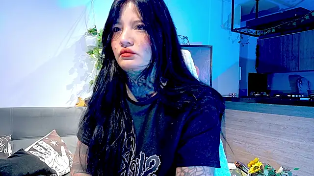 Unatatuada online show from 12-18-25, 09:26