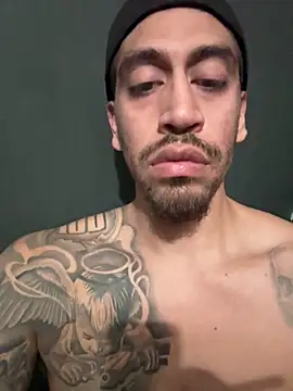 Snapshot of busnfatnutsLildee chatting on 10-26-25, 08:09 busnfatnutsLildee online show from 10-26-25, 08:09