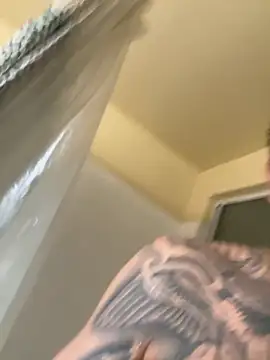 Snapshot of busnfatnutsLildee chatting on 11-08-25, 08:14 busnfatnutsLildee online show from 11-08-25, 08:14