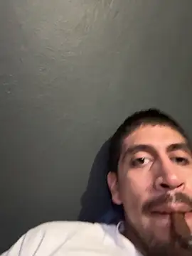 Snapshot of busnfatnutsLildee chatting on 11-12-25, 05:41 busnfatnutsLildee online show from 11-12-25, 05:41