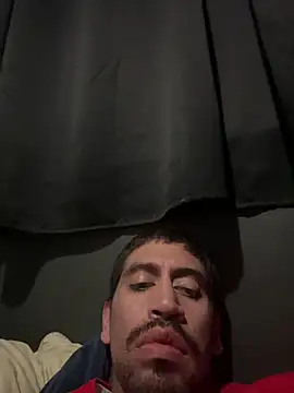 Snapshot of busnfatnutsLildee chatting on 11-15-25, 07:27 busnfatnutsLildee online show from 11-15-25, 07:27