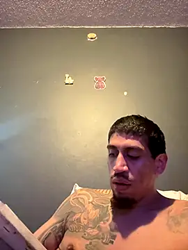 Snapshot of busnfatnutsLildee chatting on 11-19-25, 07:41 busnfatnutsLildee online show from 11-19-25, 07:41