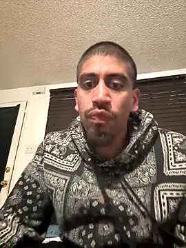 Snapshot of busnfatnutsLildee chatting on 11-24-25, 06:57 busnfatnutsLildee online show from 11-24-25, 06:57