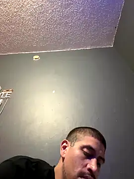 Snapshot of busnfatnutsLildee chatting on 12-03-25, 12:14 busnfatnutsLildee online show from 12-03-25, 12:14