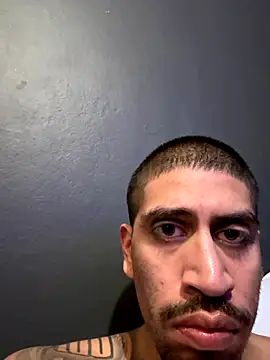 Snapshot of busnfatnutsLildee chatting on 12-04-25, 01:04 busnfatnutsLildee online show from 12-04-25, 01:04