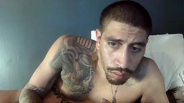 Snapshot of busnfatnutsLildee chatting on 12-16-25, 04:56 busnfatnutsLildee online show from 12-16-25, 04:56