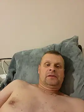 Snapshot of tygros11 chatting on 11-17-25, 04:57 tygros11 online show from 11-17-25, 04:57