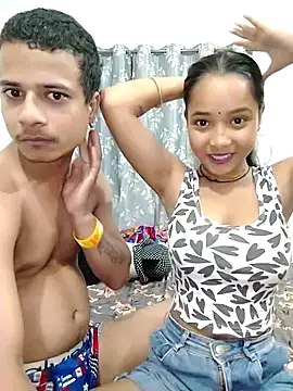 Snapshot of Cpl_69 chatting on 11-19-25, 11:49 Cpl 69 online show from 11-19-25, 11:49