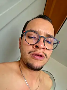 AronShelby420 online show from 09-25-25, 04:11