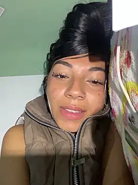 Snapshot of Lesly777_ chatting on 09-20-25, 02:34 Lesly777  online show from 09-20-25, 02:34