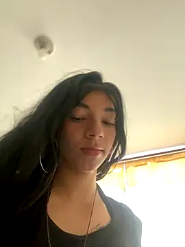 Snapshot of Lesly777_ chatting on 09-25-25, 01:59 Lesly777  online show from 09-25-25, 01:59