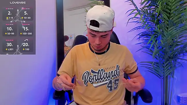 SALVATORE MULLER1 online show from 10-16-25, 11:33