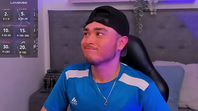 SALVATORE MULLER1 online show from 10-27-25, 12:58