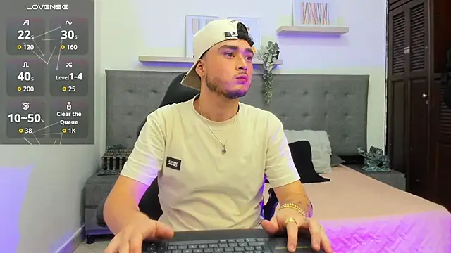 SALVATORE MULLER1 online show from 11-11-25, 09:37