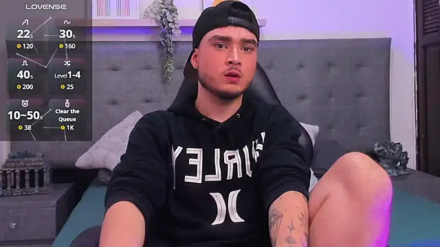 SALVATORE MULLER1 online show from 11-13-25, 01:04