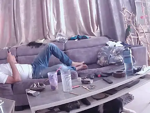 Snapshot of Alexis21821 chatting on 10-31-25, 10:49 Alexis21821 online show from 10-31-25, 10:49