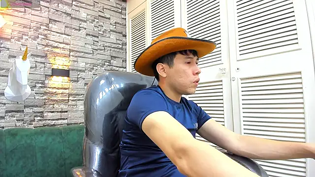 Nick Wolff online show from 11-12-25, 03:29