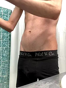 Snapshot of Secretcartier chatting on 10-31-25, 10:33 Secretcartier online show from 10-31-25, 10:33