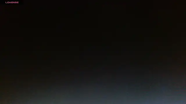 Snapshot of eva_sk chatting on 10-29-25, 11:34 eva sk online show from 10-29-25, 11:34