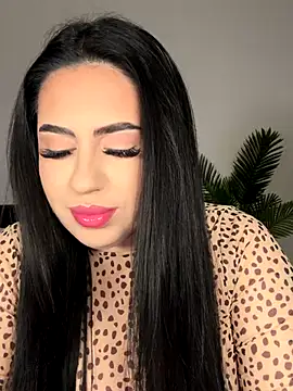 Snapshot of Andrestarr chatting on 11-12-25, 07:35 Andrestarr online show from 11-12-25, 07:35