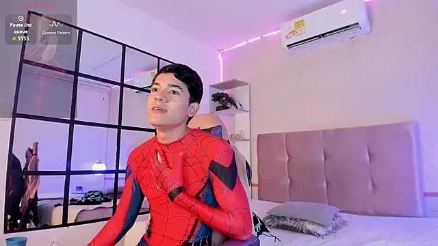 SandroVeyra online show from 10-13-25, 03:50