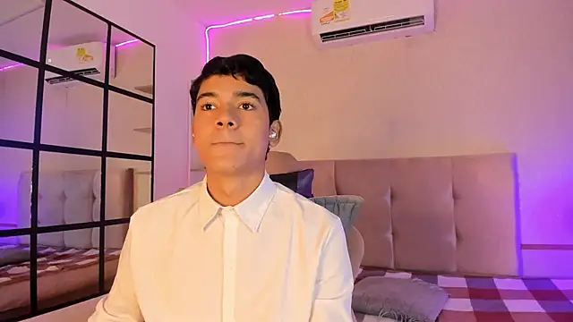 SandroVeyra online show from 10-23-25, 04:01