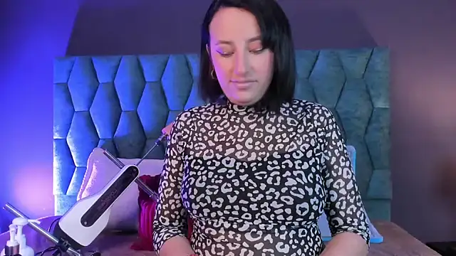 Snapshot of judy_campbell chatting on 02-25-26, 07:12 judy campbell online show from 02-25-26, 07:12